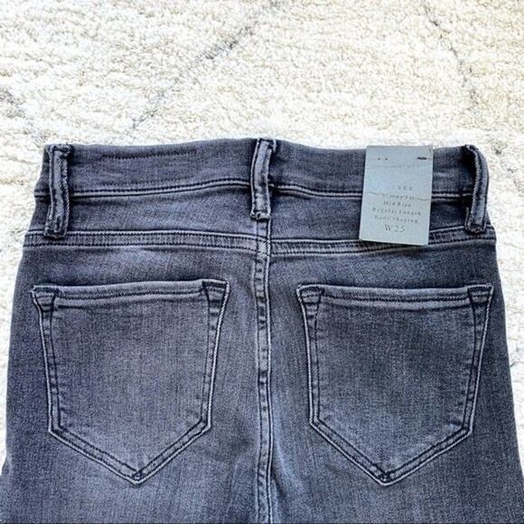 NWT AllSaints Grace Split Ankle Jeans Washed Black Size 25 - Picture 8 of 9